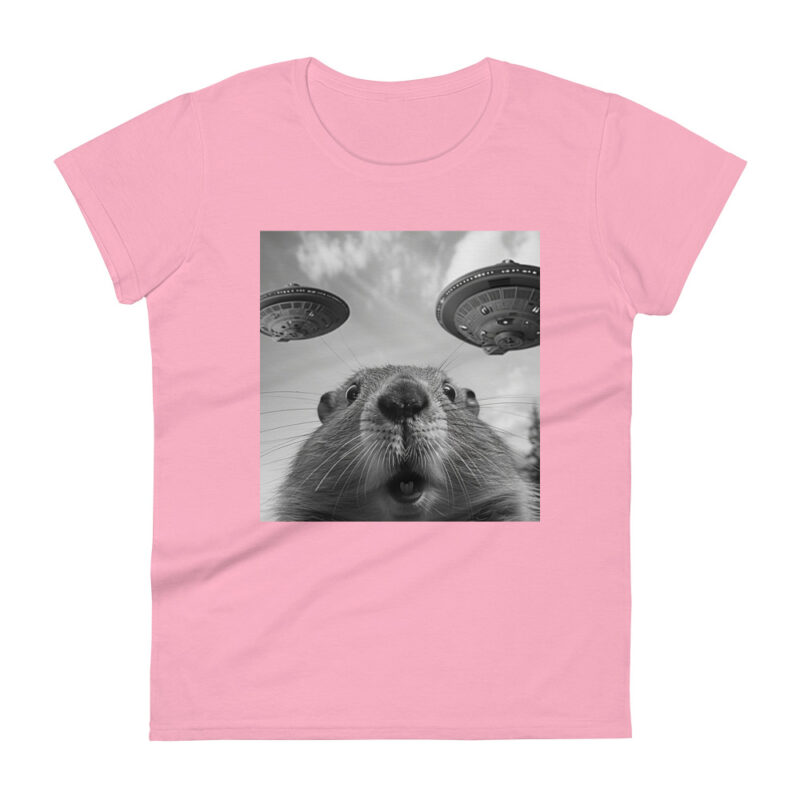 Funny Alien Encounter Beaver Women's Graphic T-Shirt - Image 3